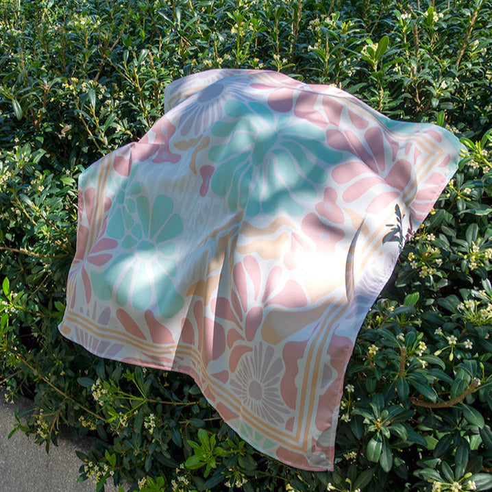 Pañuelo LET YOURSELF BLOOM | Blanco roto