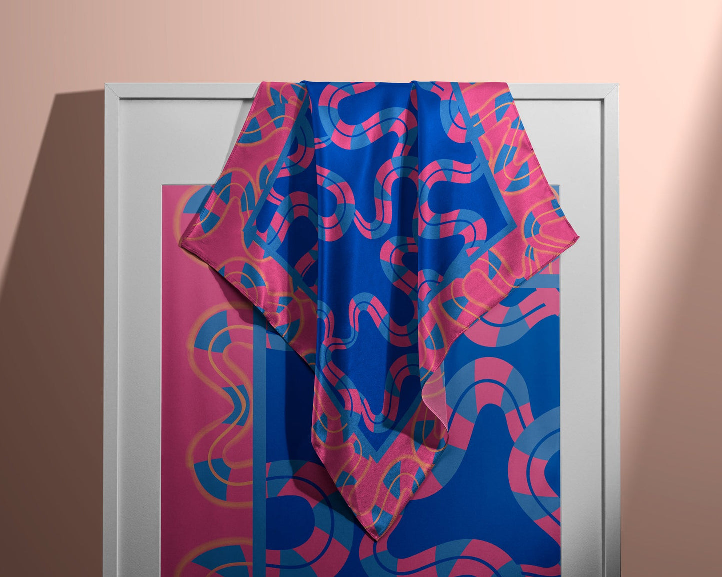 Pañuelo LABERINTO DE COLORES| Fucsia